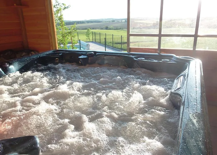 Roulotte & Acces Privatif Οργανωμένο κάμπινγκ Pauilhac